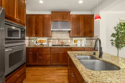18316 NE 111th Street, Redmond, WA 98052 - Photo 10