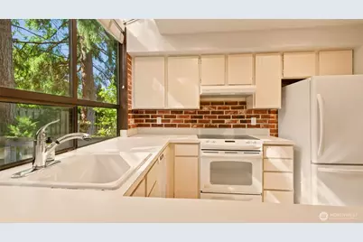 1850 Grant Avenue S #D5, Renton, WA 98055 - Photo 12