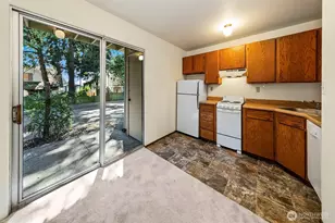1145 N 93rd St, Seattle, WA 98103 - Photo 6