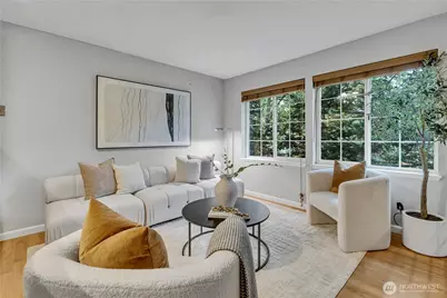 952 N 35th Street #102, Seattle, WA 98103 - Photo 16