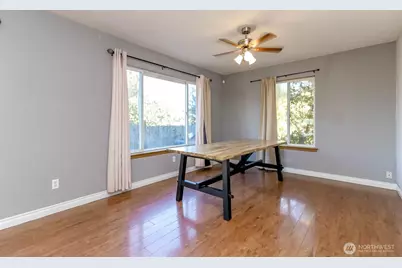 12211 2nd Avenue Ct E, Tacoma, WA 98445 - Photo 8