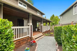 8201 1st Pl SE, Lake Stevens, WA 98258 - Photo 2