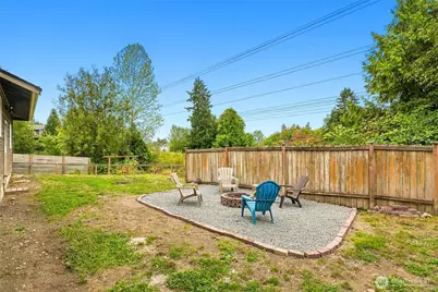8201 1st Place SE, Lake Stevens, WA 98258 - Photo 34