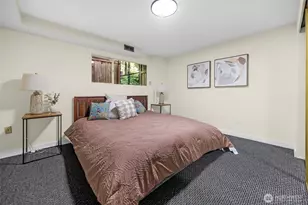 12521 2nd Ave NE, Seattle, WA 98125 - Photo 24