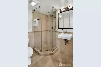 4201 51st Avenue S, Seattle, WA 98118 - Photo 24