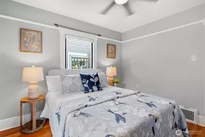 1423 33rd Avenue, Seattle, WA 98122 - Photo 20