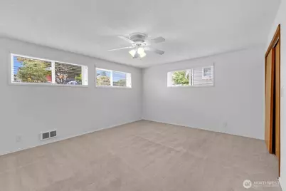 217 N French Avenue, Arlington, WA 98223 - Photo 22