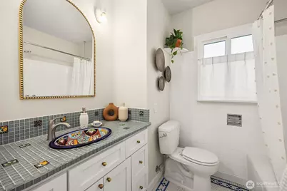 7209 2nd Avenue NW, Seattle, WA 98117 - Photo 16