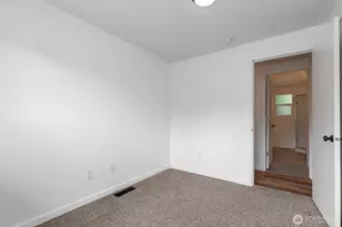 16458 NE 17th Pl, Bellevue, WA 98008 - Photo 20