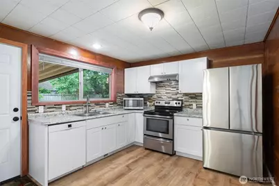 16458 NE 17th Place, Bellevue, WA 98008 - Photo 14