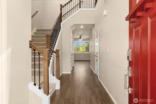 932 121st Ave SE, Lake Stevens, WA 98258 - Photo 2