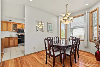 10821 Crestwood Drive S, Seattle, WA 98178 - Photo 4