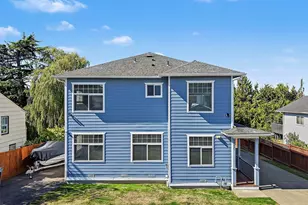 10821 Crestwood Dr S, Seattle, WA 98178 - Photo 32