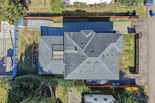 10821 Crestwood Dr S, Seattle, WA 98178 - Photo 36