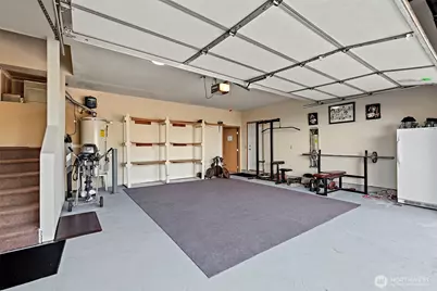 10821 Crestwood Drive S, Seattle, WA 98178 - Photo 12
