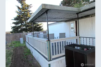 5220 176th Street SW #28, Lynnwood, WA 98037 - Photo 6