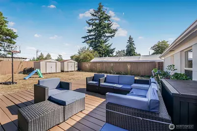 8105 Fairway Drive SW, Lakewood, WA 98498 - Photo 24