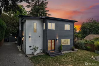 10030 37th Avenue SW, Seattle, WA 98146 - Photo 6