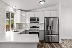 8902 158th St E, Puyallup, WA 98375 - Photo 18