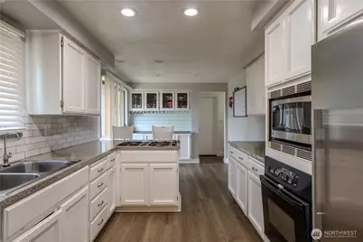 17900 51st Avenue S, SeaTac, WA 98188 - Photo 12