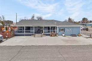 232 6th Ave, Mabton, WA 98935 - Photo 2