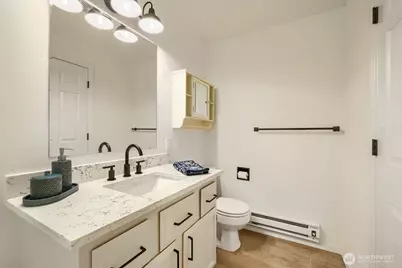 927 132nd Street SW #B4, Everett, WA 98204 - Photo 14