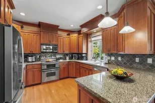 2701 13th St Pl SW, Puyallup, WA 98373 - Photo 10