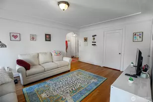 1605 E Olive St, Seattle, WA 98122 - Photo 4