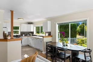 3610 SW Kenyon St, Seattle, WA 98126 - Photo 8