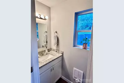 141 E Ellinor Peak Place, Belfair, WA 98528 - Photo 10