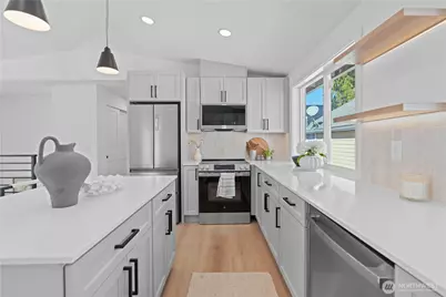 1718 25th Avenue S, Seattle, WA 98144 - Photo 12