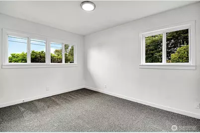 1321 N Skyline Drive, Tacoma, WA 98406 - Photo 12