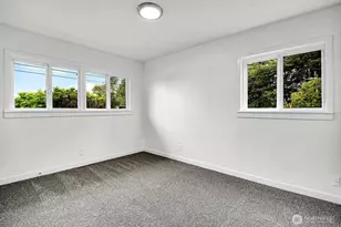 1321 N Skyline Dr, Tacoma, WA 98406 - Photo 12