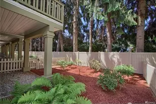 9609 182 Pl NE, Redmond, WA 98052 - Photo 12