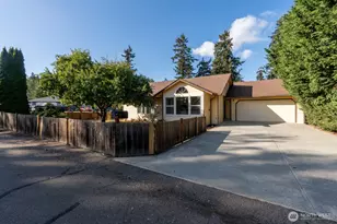 544 Pine Ct, Sequim, WA 98382 - Photo 1