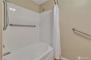 5121 S 234th St, Kent, WA 98032 - Photo 18
