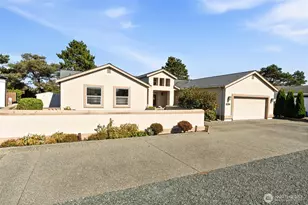 8204 Sehome Rd, Blaine, WA 98230 - Photo 2