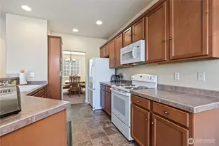 409 Balmer St SW, Orting, WA 98360 - Photo 4