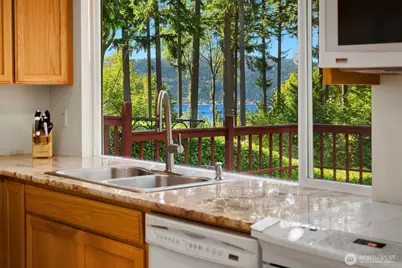19516 SE 23rd Street, Sammamish, WA 98075 - Photo 8
