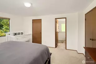 19516 SE 23rd St, Sammamish, WA 98075 - Photo 12