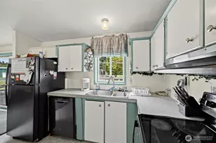104 Green Ln, Onalaska, WA 98570 - Photo 12