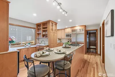 4649 244th Place SE, Sammamish, WA 98029 - Photo 16
