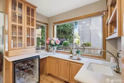 4649 244th Place SE, Sammamish, WA 98029 - Photo 18