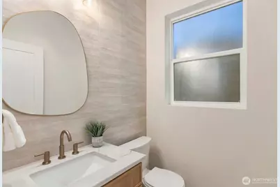 13321 3rd Avenue NE #D, Seattle, WA 98125 - Photo 20