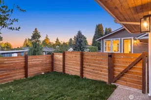 13321 3rd Ave NE, Seattle, WA 98125 - Photo 32