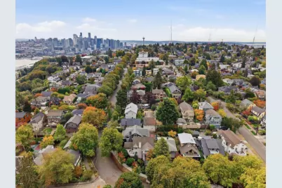 419 Wheeler Street, Seattle, WA 98109 - Photo 38