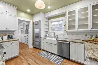 419 Wheeler Street, Seattle, WA 98109 - Photo 10