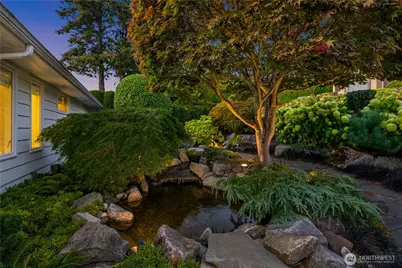 9411 NE 14th Street, Clyde Hill, WA 98004 - Photo 40
