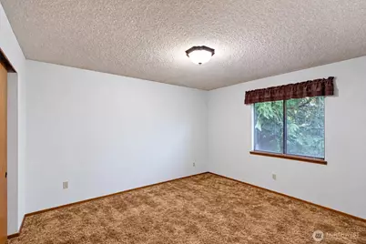 4417 NW Cascade Street, Silverdale, WA 98383 - Photo 18