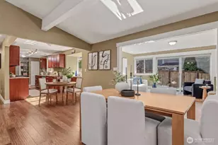 2526 204th St SW, Lynnwood, WA 98036 - Photo 12